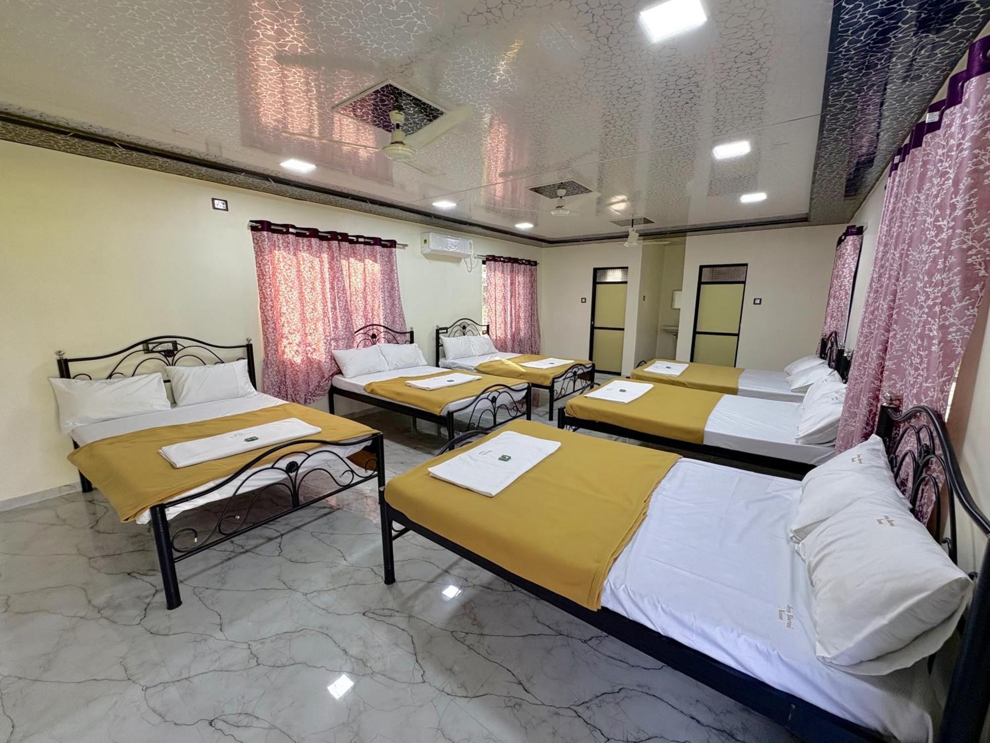 Deep Bhavani Resort Karjat Exterior foto