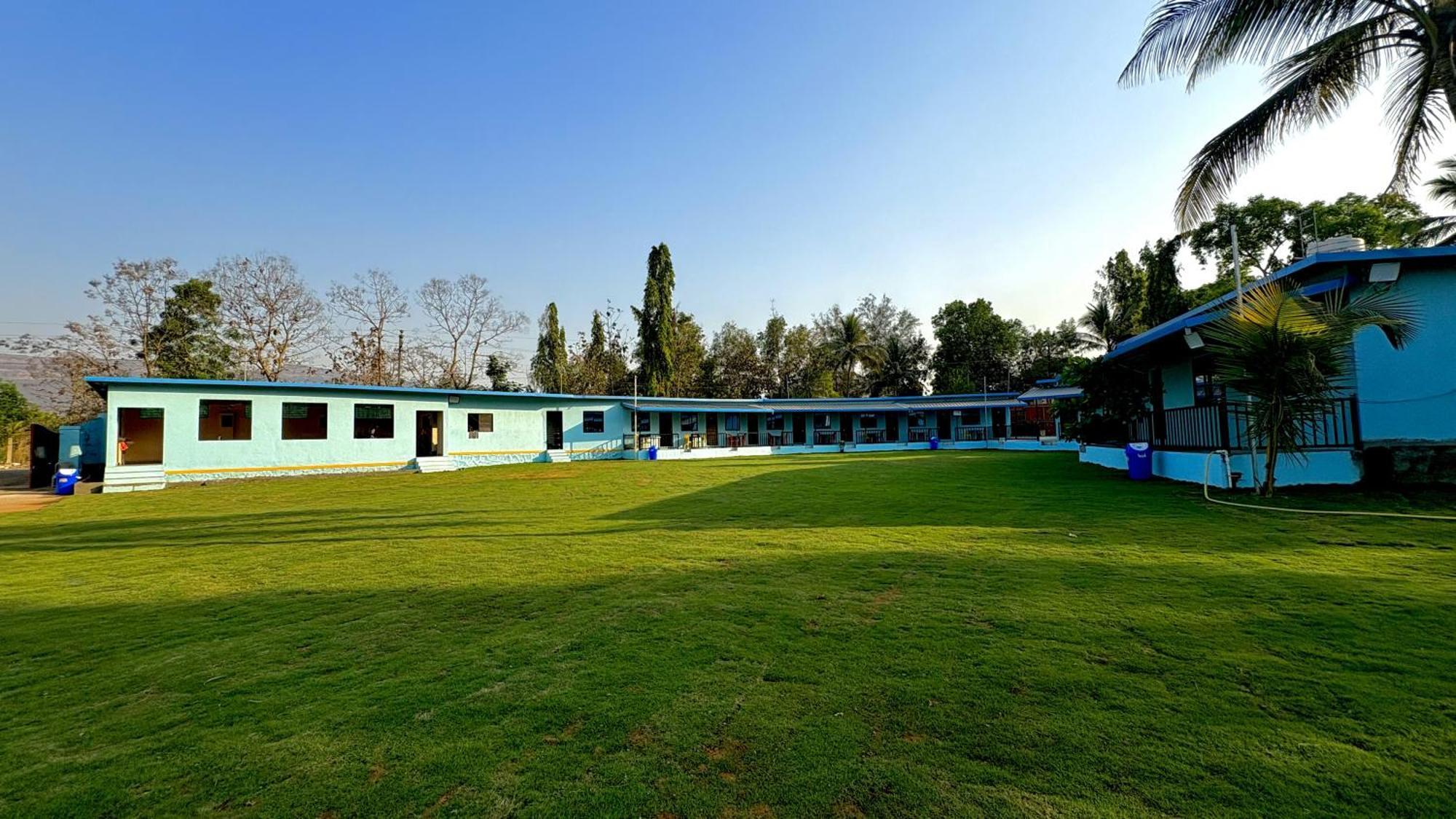 Deep Bhavani Resort Karjat Exterior foto